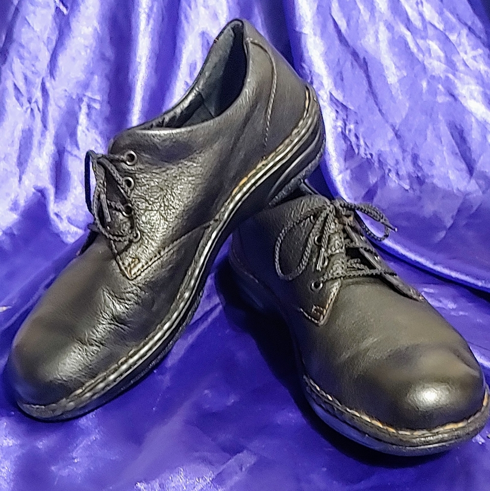 Born Men's Black Lather Shoes